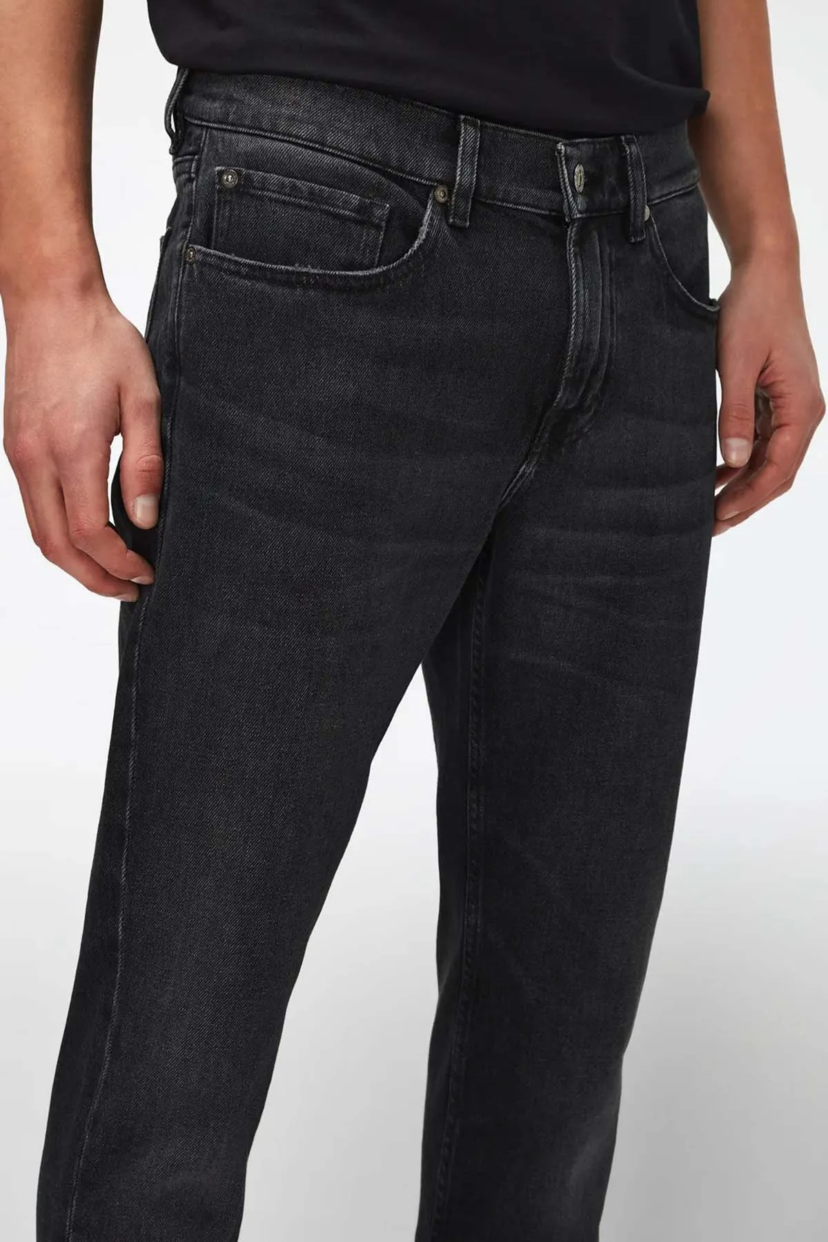 7 For All Mankind Slimmy Tapered Modern Slim Fit Jeans