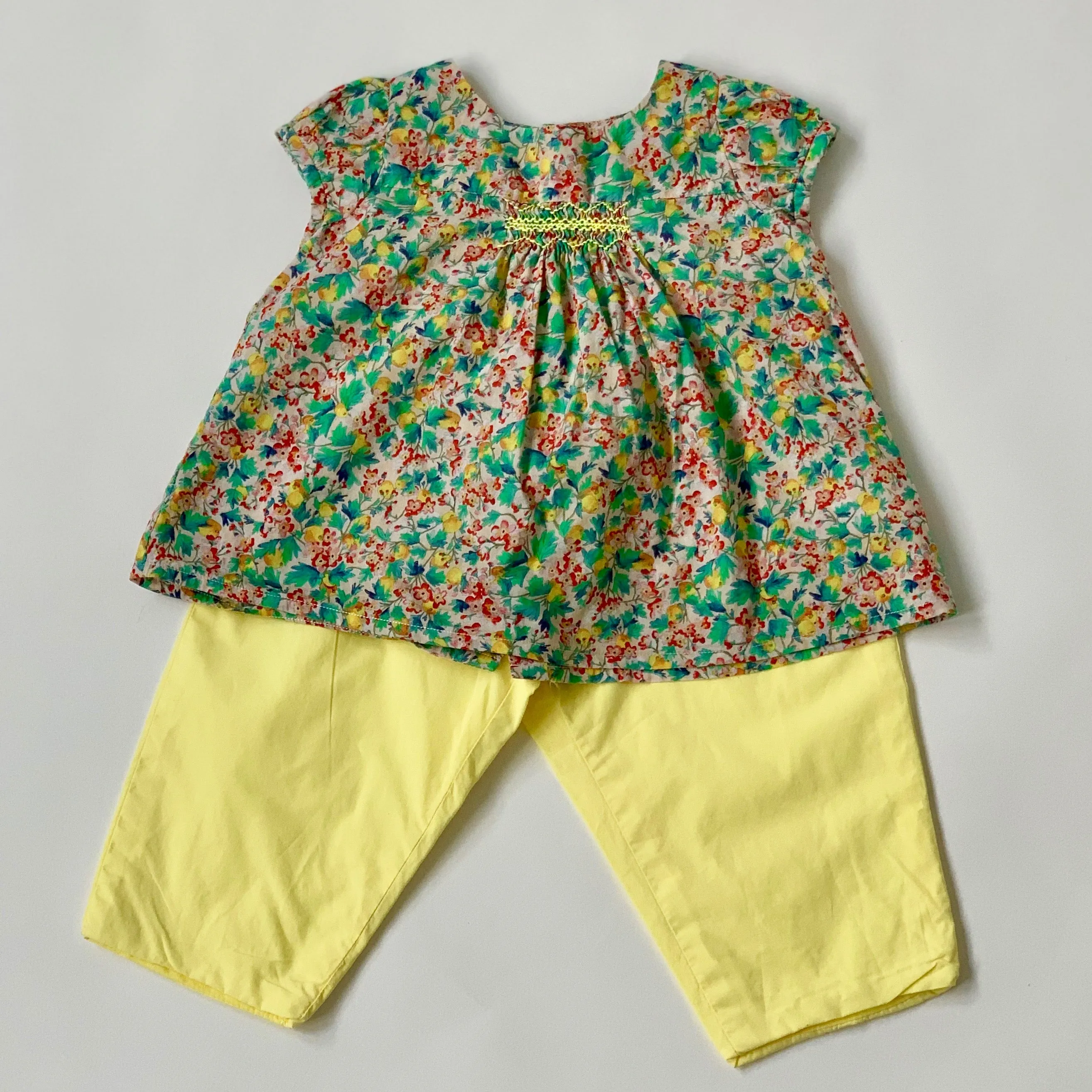 Bonpoint Green Liberty Print Blouse: 3 Years