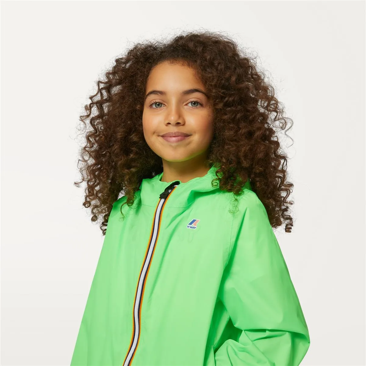 Claude - Kids Packable Full Zip Rain Jacket in Green Fluo