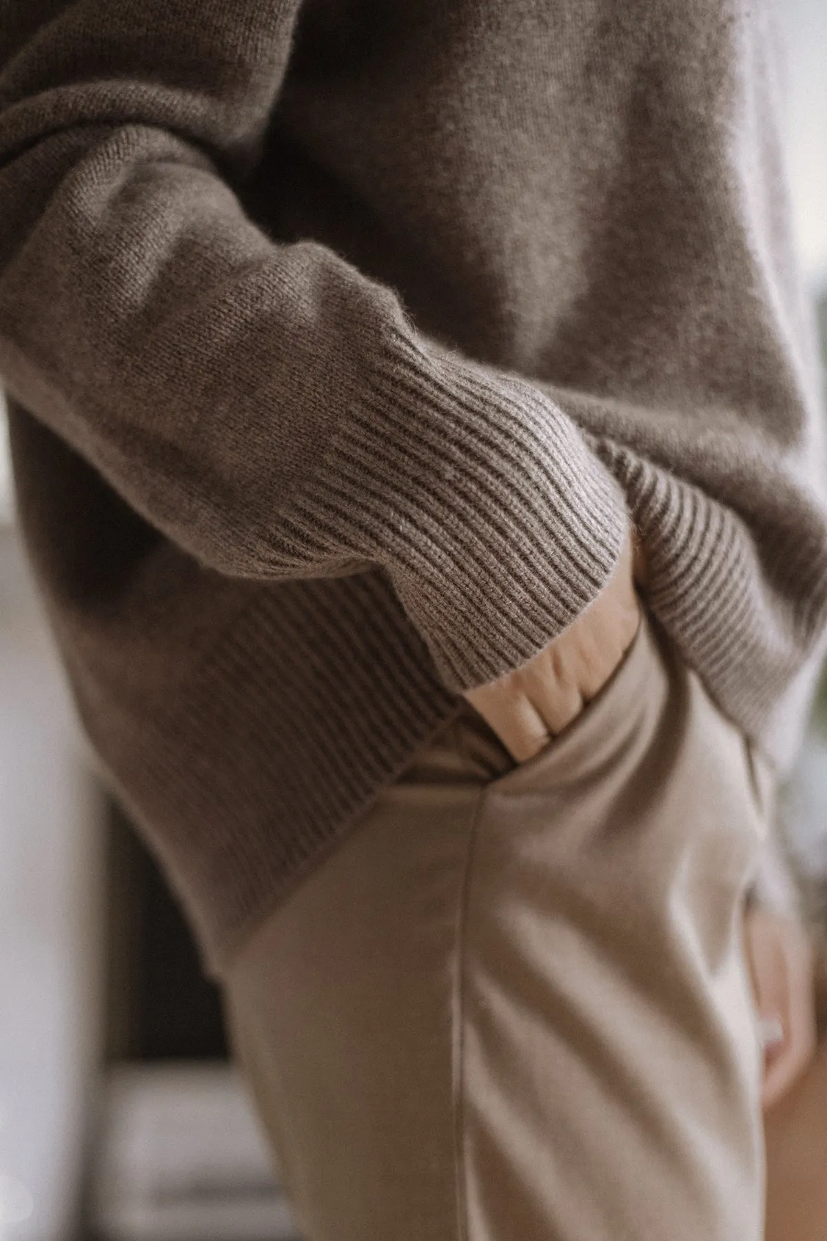 Hot Capuccino* 100% Cashmere Turtleneck Sweater