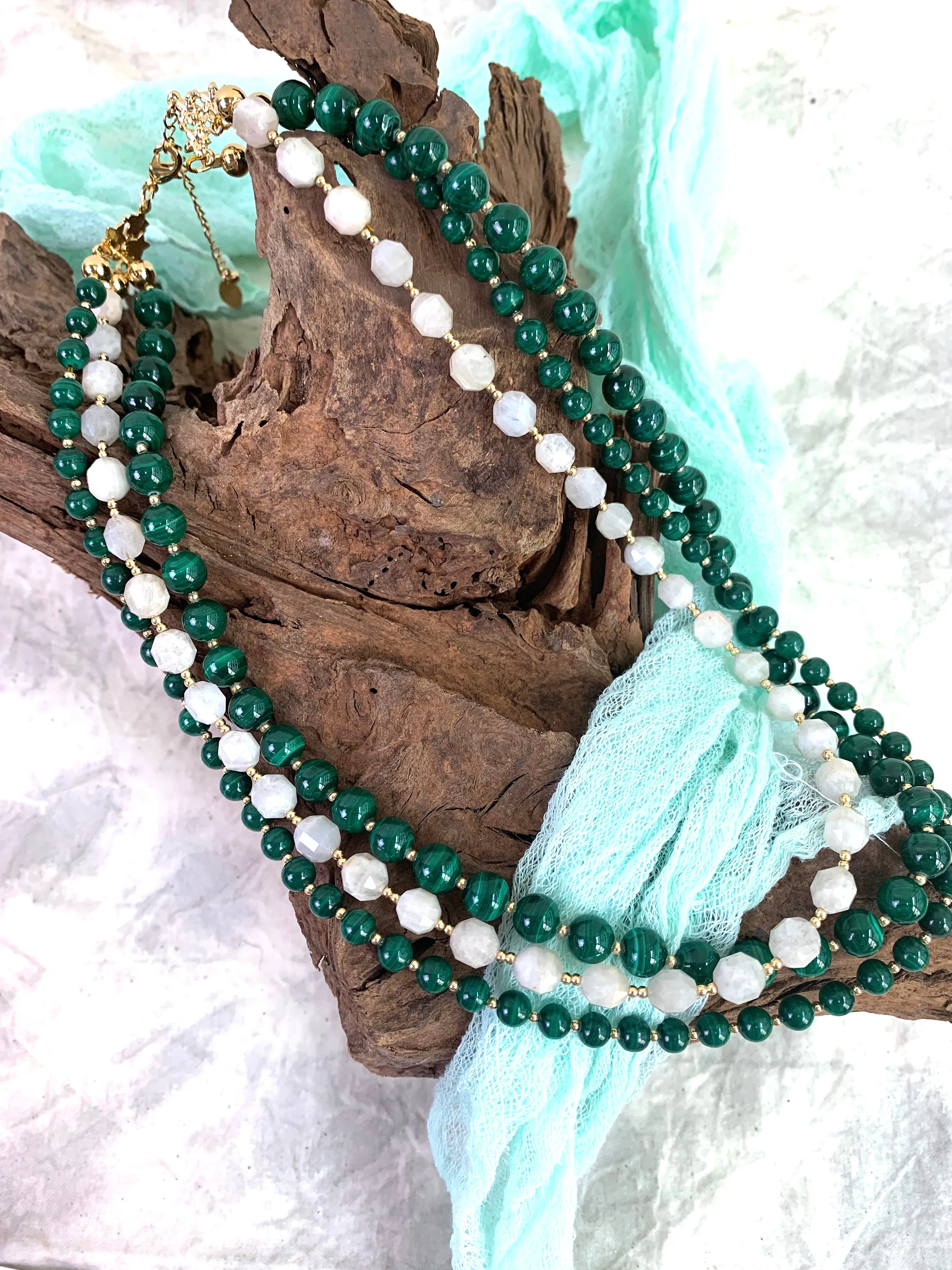 Malachite With Moon Stone Triple Strands Necklace EN004