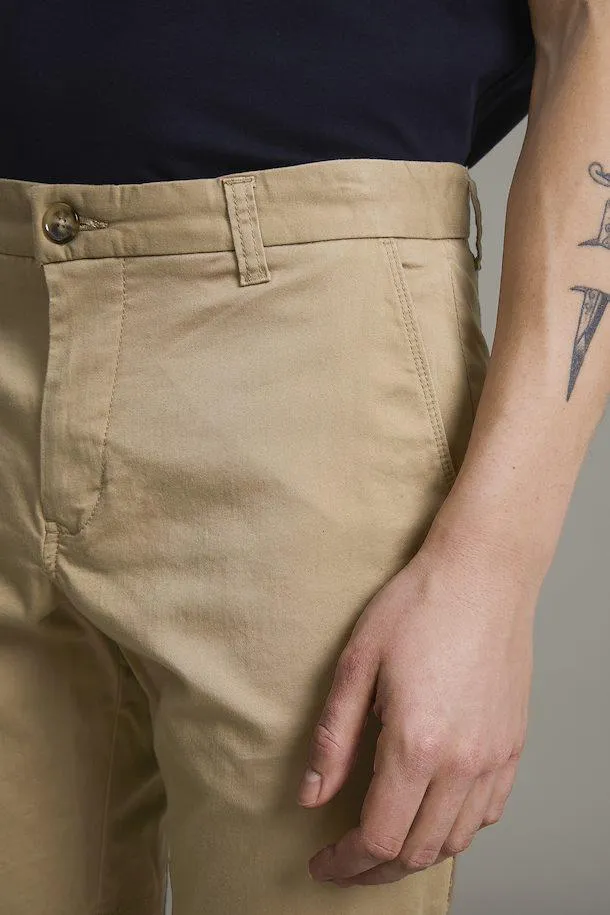 Matinique MApristu Chino Shorts in Light Beige