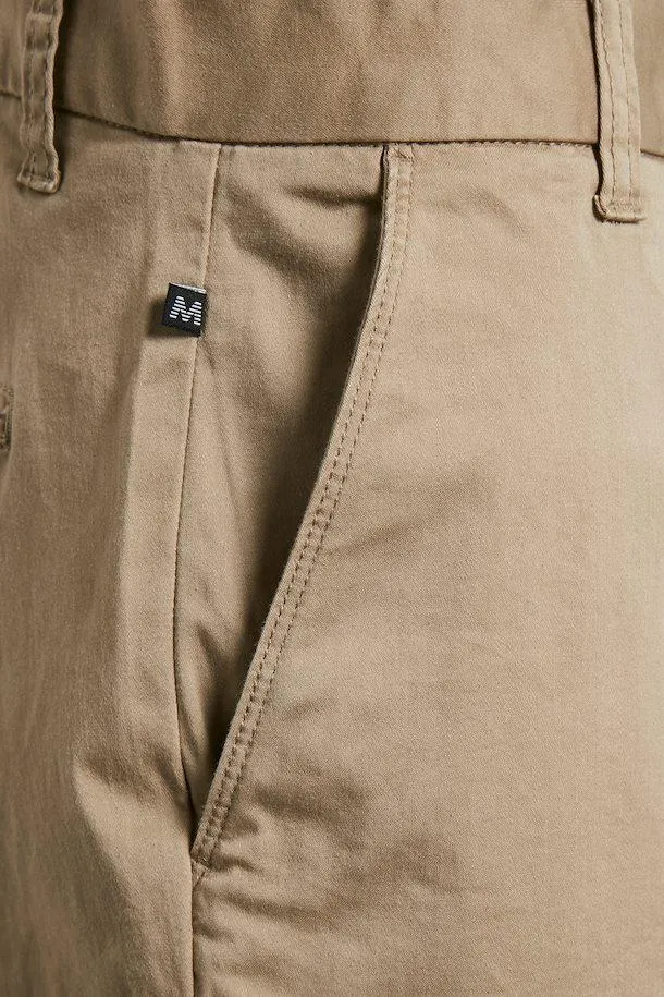 Matinique MApristu Chino Shorts in Light Beige