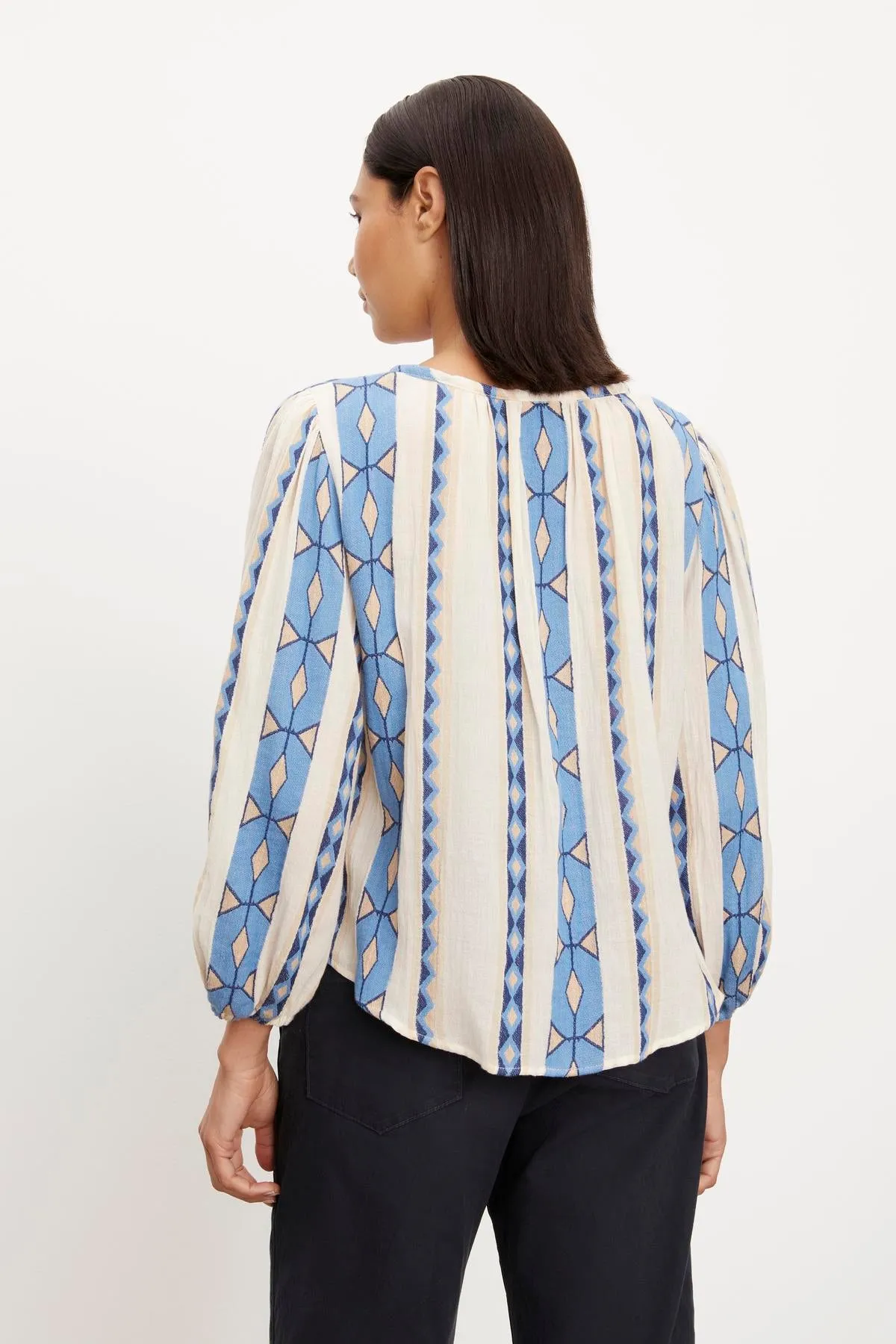 NANNI JACQUARD V-NECK BLOUSE