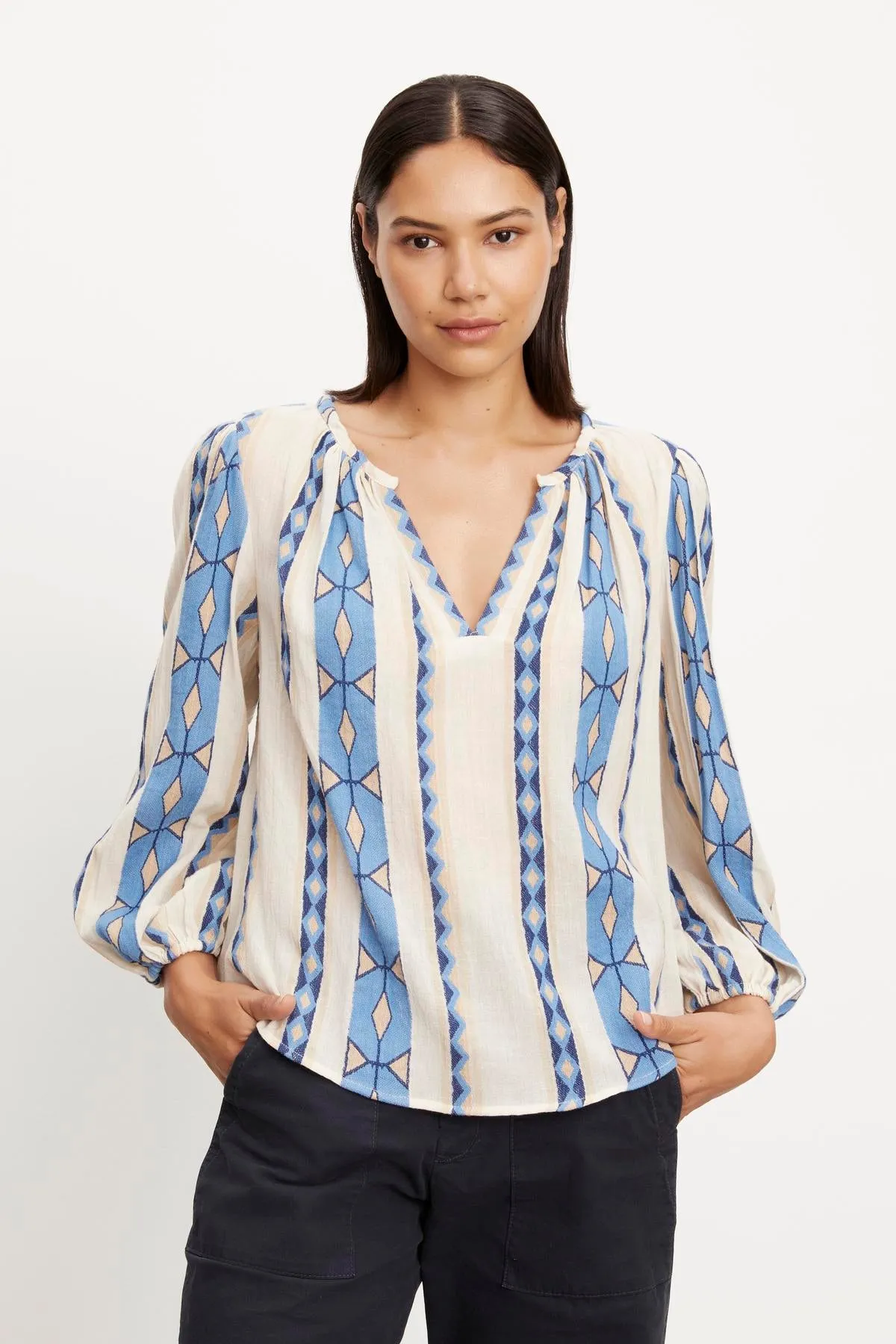 NANNI JACQUARD V-NECK BLOUSE