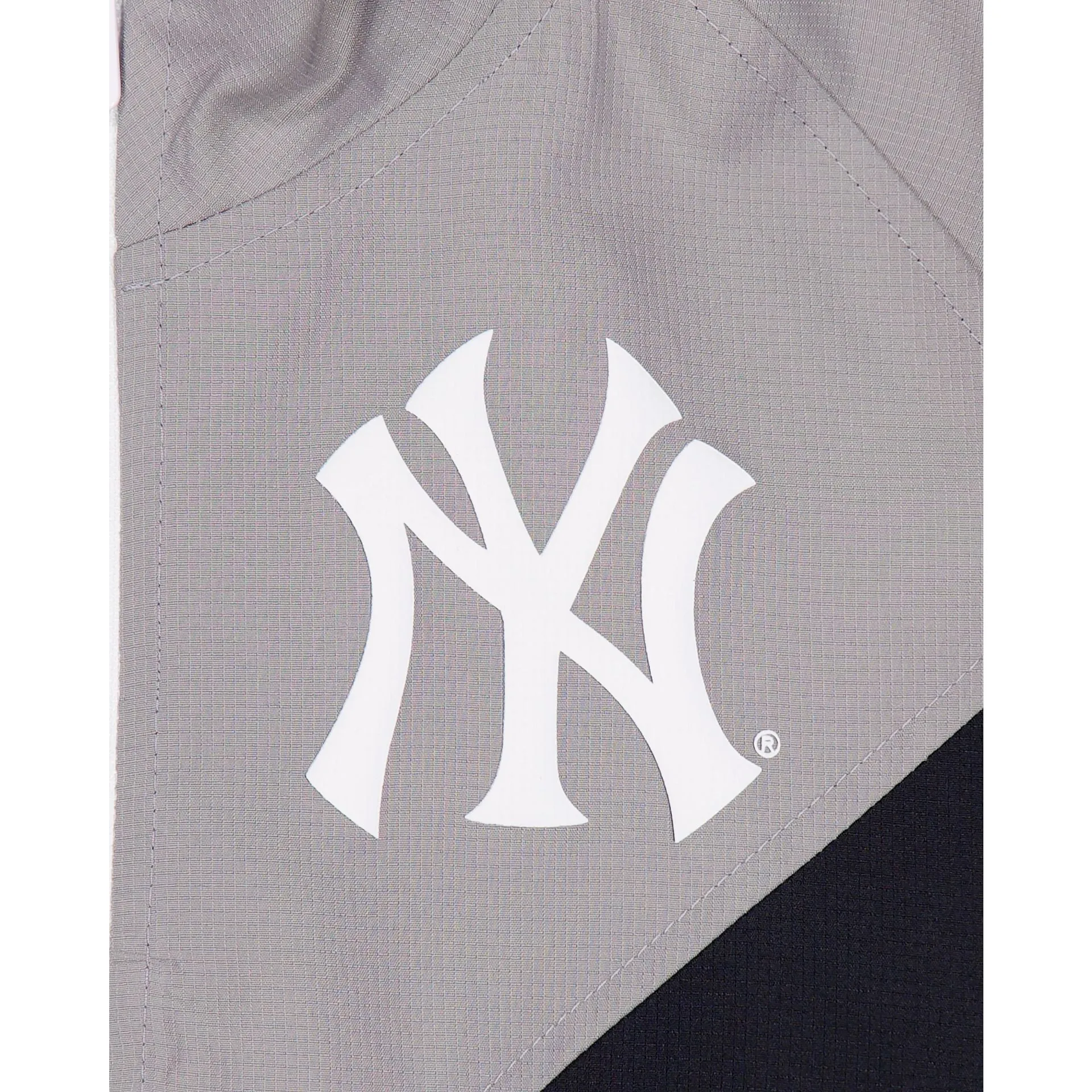 New York Yankees Throwback Women's Windbreaker