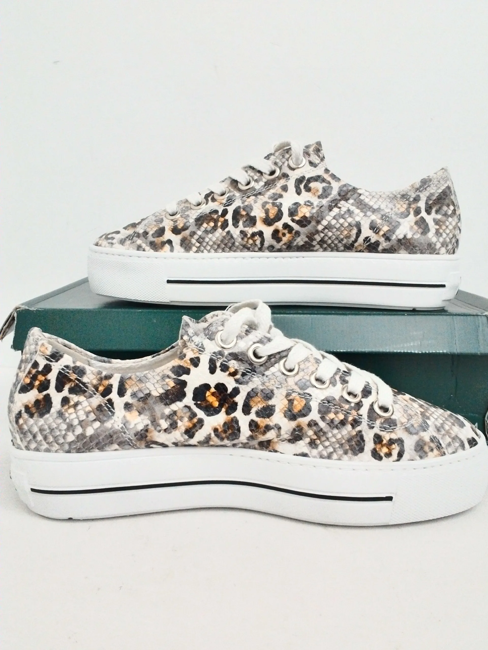 Paul Green Women's Bixby Sneaker Wild Leopard Size 8.5 (US), 6 (UK)