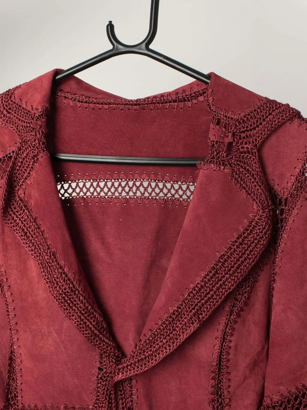 Red suede jacket with patchwork and crochet design – Medium