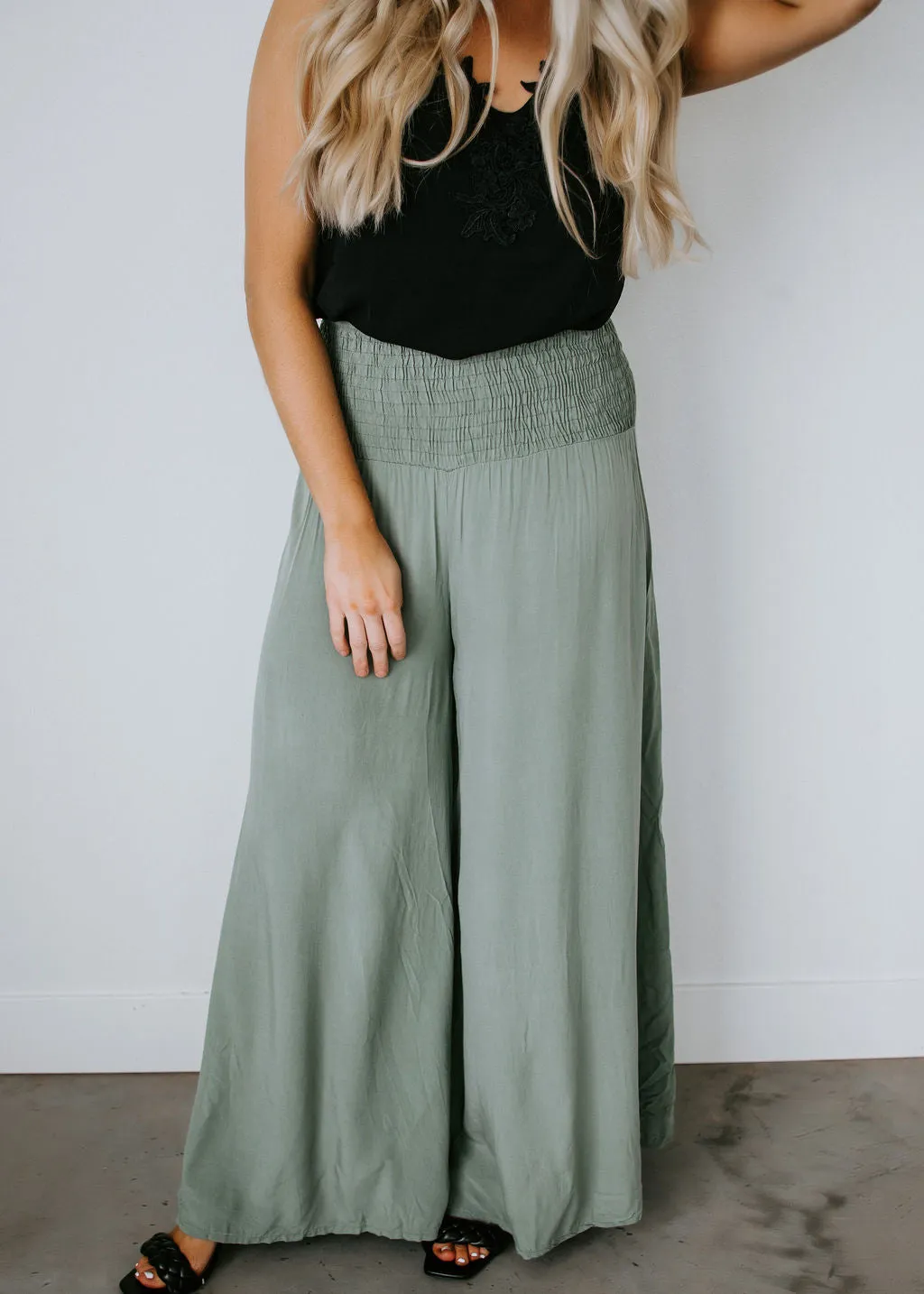 Spring Things Palazzo Pant