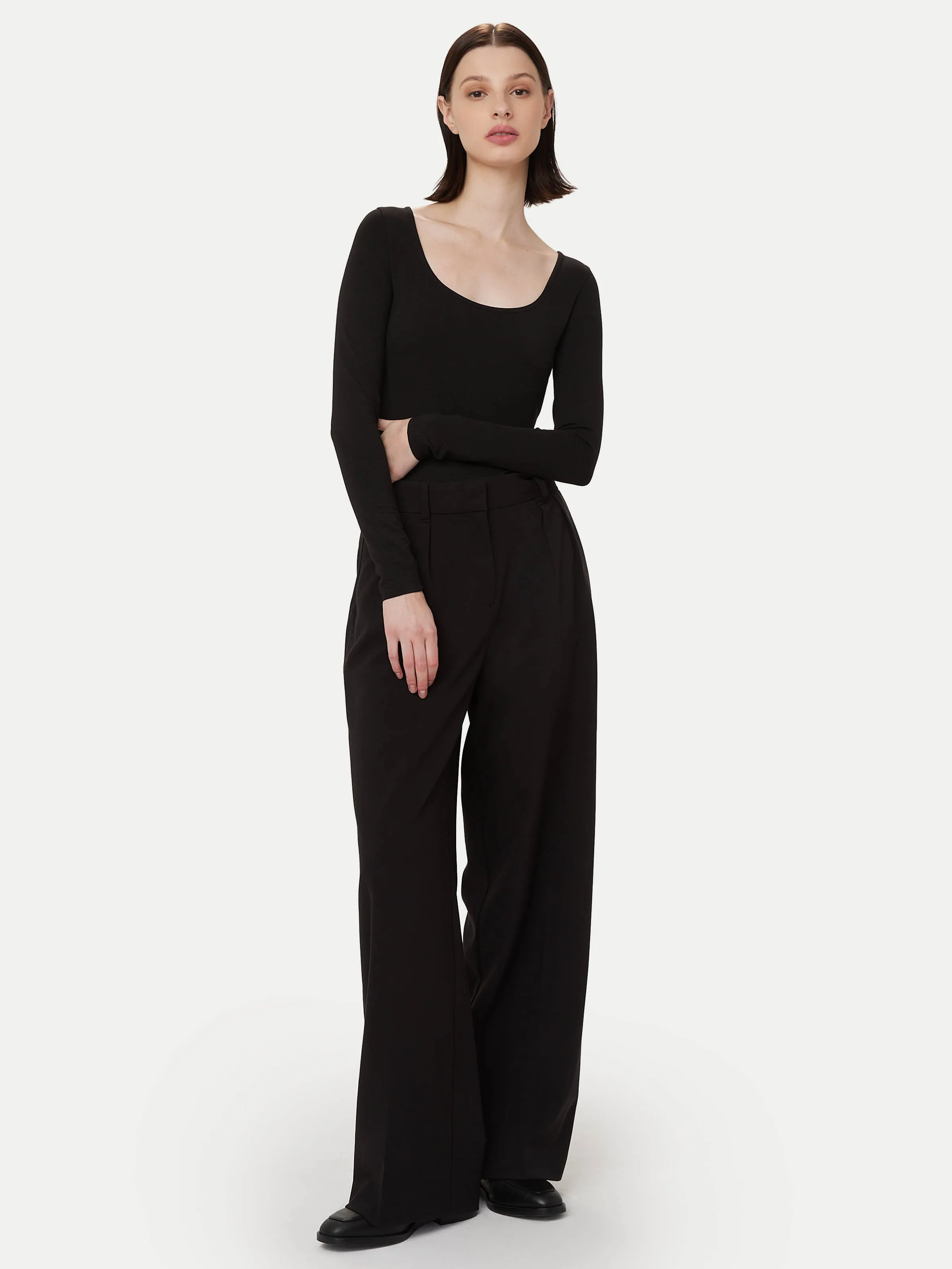 The Emma Wide Pant in Black