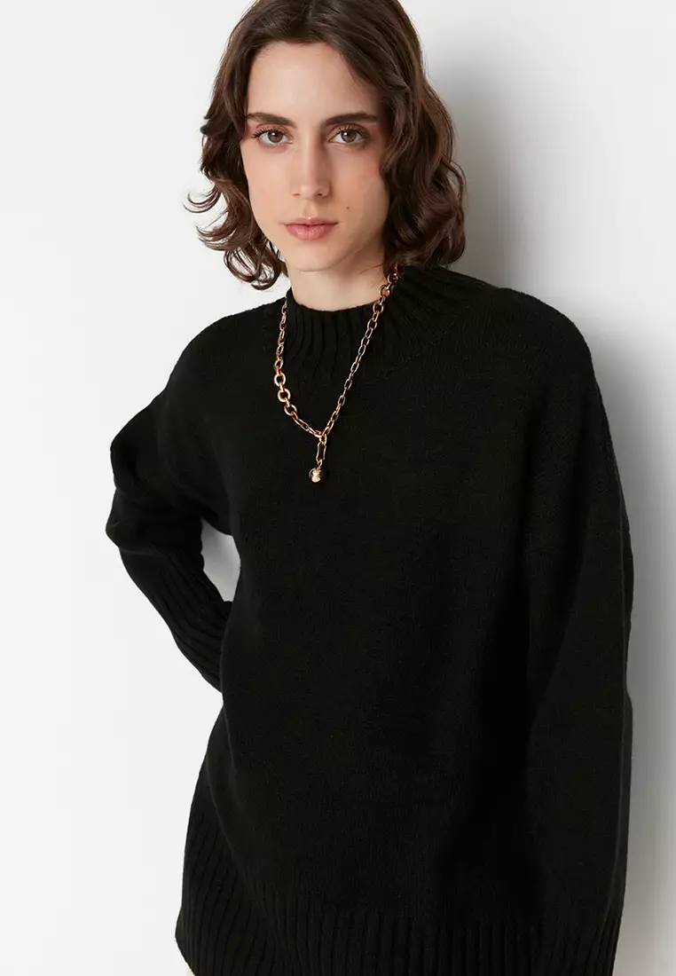 Trendyol Knit Sweater